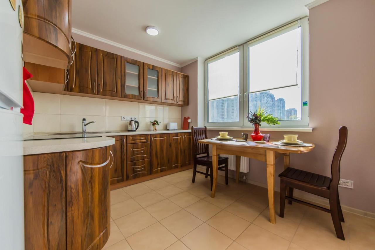 Super Comfort Flat For You Near The Metro. Kiew Exterior foto