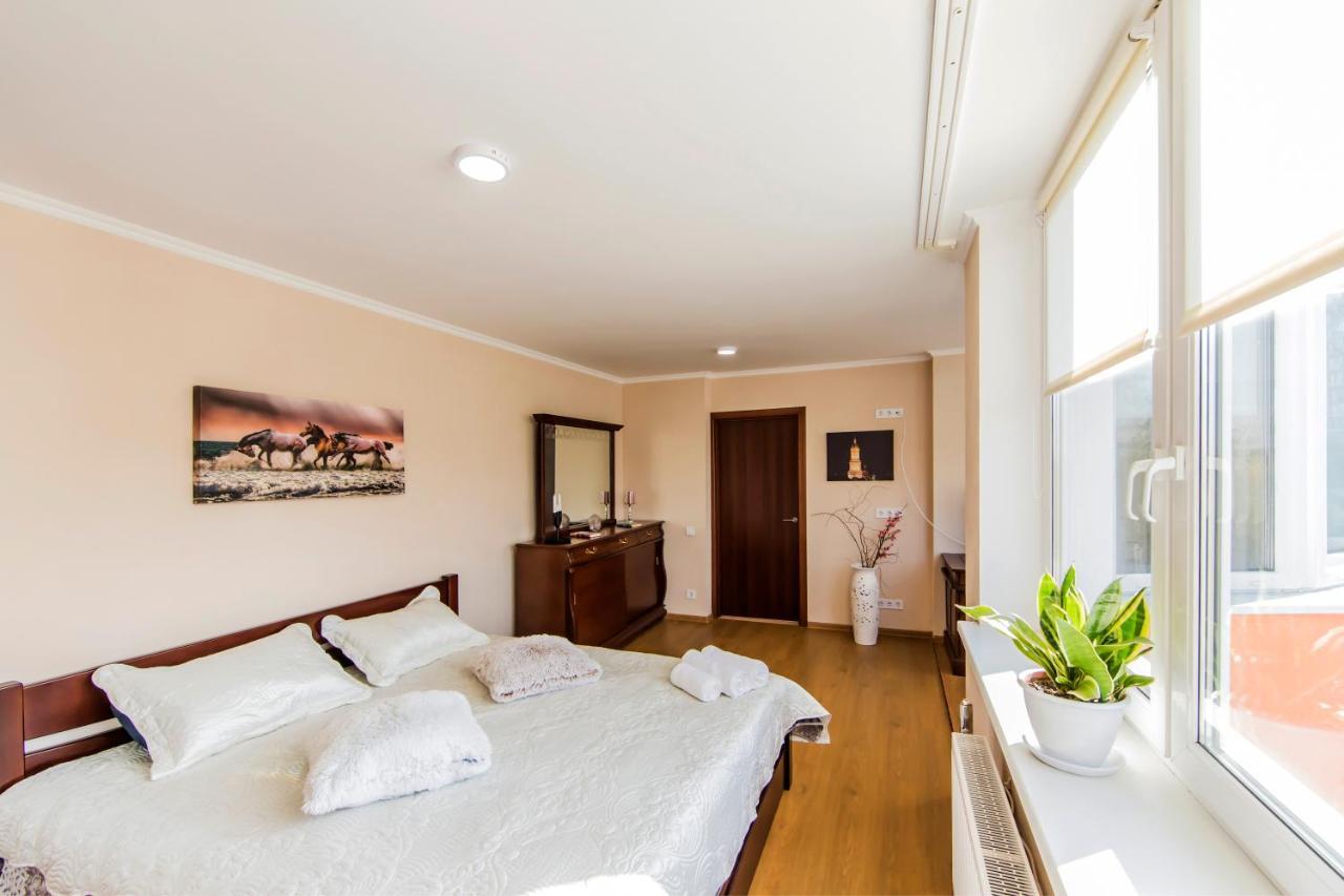 Super Comfort Flat For You Near The Metro. Kiew Exterior foto