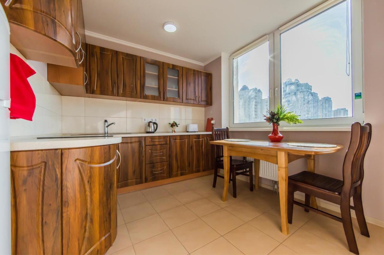 Super Comfort Flat For You Near The Metro. Kiew Exterior foto