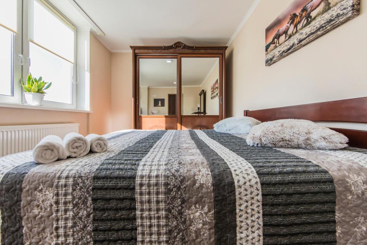 Super Comfort Flat For You Near The Metro. Kiew Exterior foto