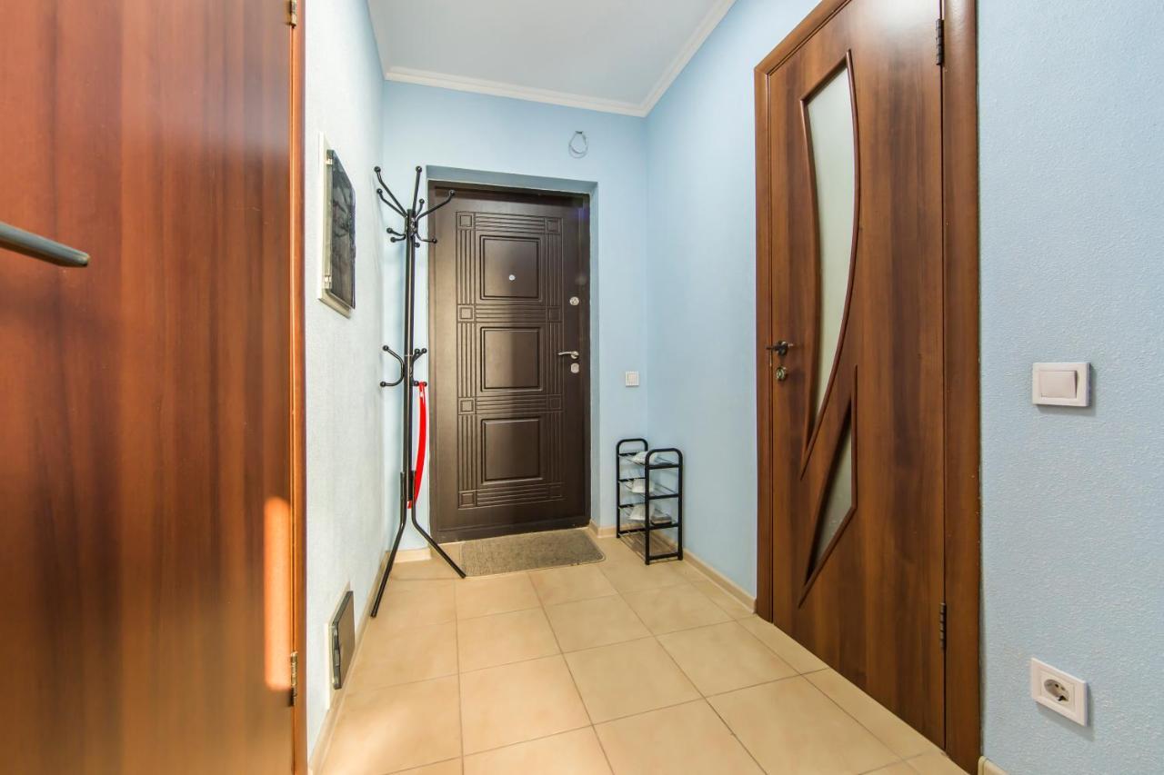 Super Comfort Flat For You Near The Metro. Kiew Exterior foto