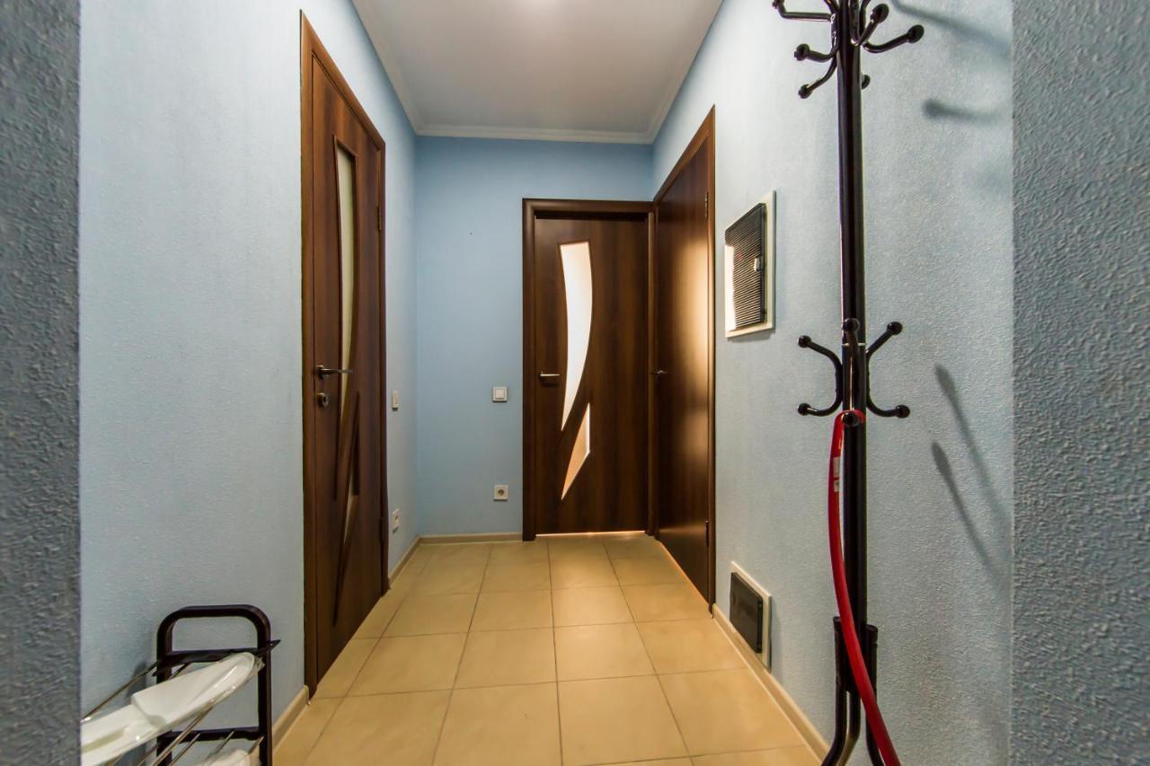Super Comfort Flat For You Near The Metro. Kiew Exterior foto
